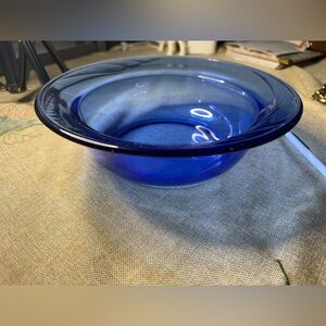 Pyrex Servware cobalt blue round glass serving bowl dish casserole L-21 GUC